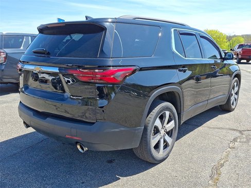 Used 2022 Chevrolet Traverse LT w/ LT Premium Package image 25