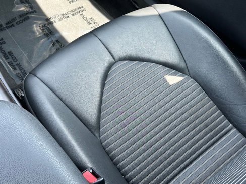 Used 2022 Toyota Camry SE image 12