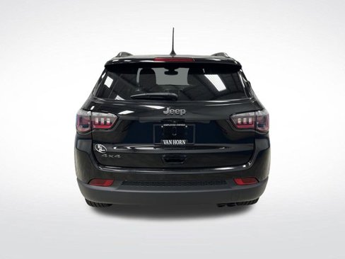Used 2021 Jeep Compass 80th Special Edition image 12