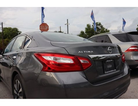 Used 2017 Nissan Altima 2.5 SL image 6