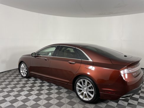 Used 2016 Lincoln MKZ Hybrid image 6
