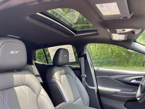 New 2025 Buick Envista Sport Touring w/ Convenience I Package image 28