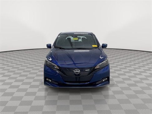 Certified 2024 Nissan Leaf SV Plus image 3