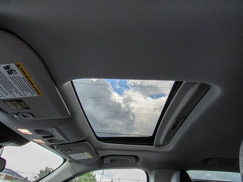 New 2025 Ford Maverick XLT w/ XLT Luxury Package image 9