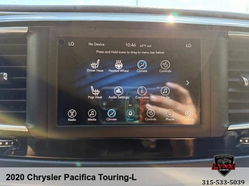 Used 2020 Chrysler Pacifica Touring-L image 19