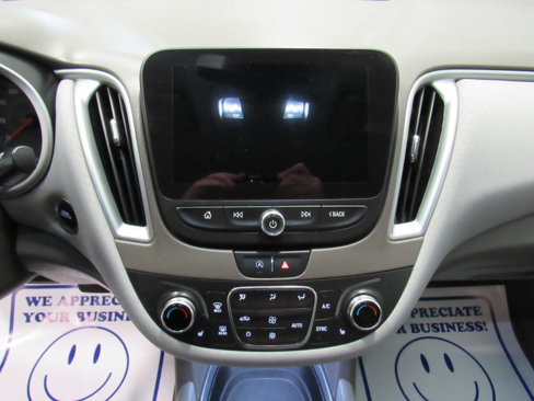 Used 2023 Chevrolet Malibu LT image 23