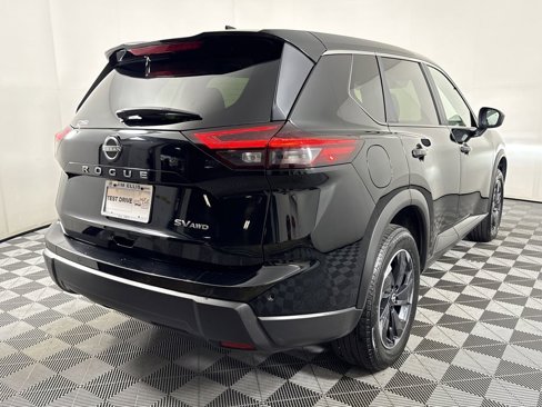 Used 2024 Nissan Rogue SV image 6