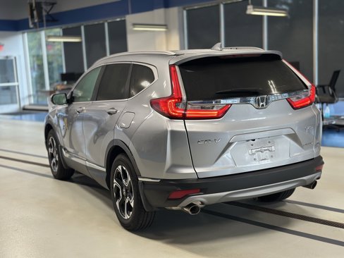 Used 2019 Honda CR-V Touring image 8