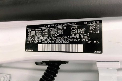 Used 2018 Volvo V60 T5 Cross Country image 19