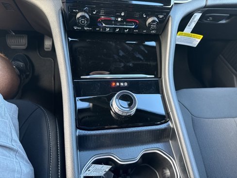New 2025 Jeep Grand Cherokee Laredo w/ Luxury Tech Group I image 29