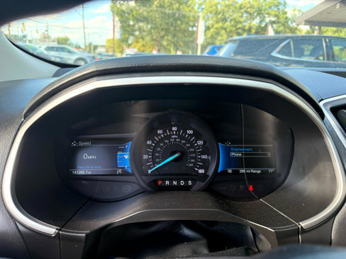 Used 2021 Ford Edge SE w/ Cargo Accessory Package image 14