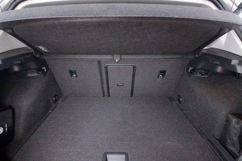 Used 2016 Volkswagen e-Golf SEL Premium w/ Driver Assistance Package image 33