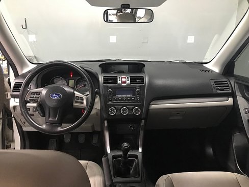 Used 2015 Subaru Forester 2.5i image 21
