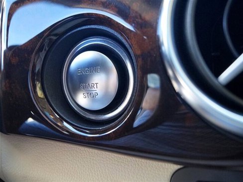 Used 2015 Mercedes-Benz GLK 350 4MATIC image 30
