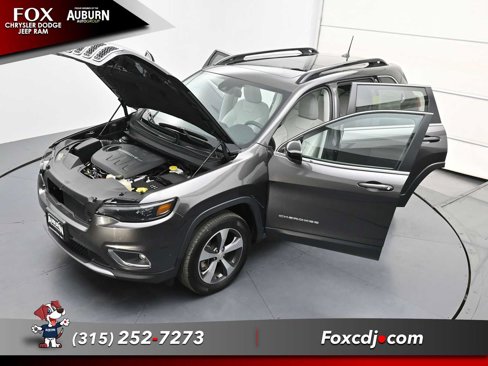Used 2022 Jeep Cherokee Limited w/ Mopar Interior Package image 34