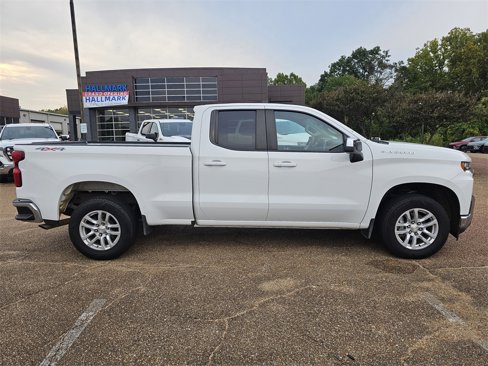 Used 2022 Chevrolet Silverado 1500 LT image 3