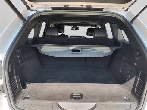 Used 2015 Jeep Grand Cherokee Altitude image 34