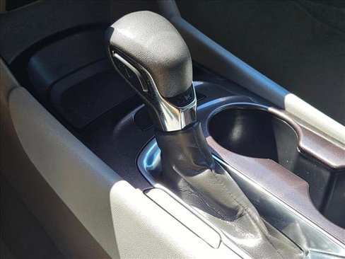 Used 2022 Chevrolet Malibu LS image 12