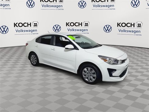 Used 2023 Kia Rio S image 3