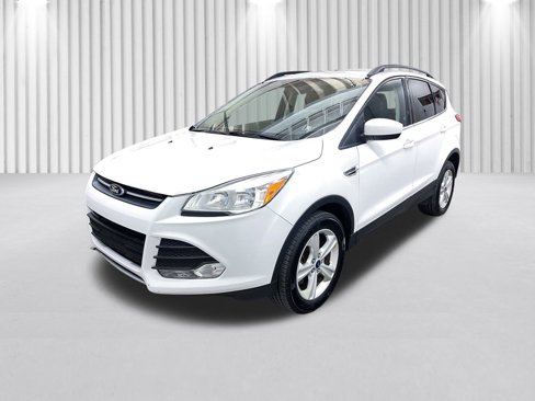 Used 2016 Ford Escape SE w/ SE Leather Comfort Package image 13