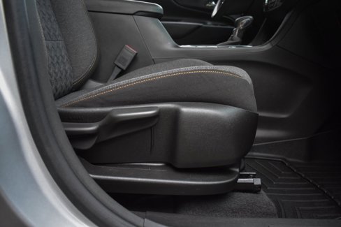 Used 2022 Chevrolet Equinox LT image 35