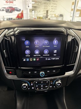 Used 2020 Chevrolet Traverse LT image 18