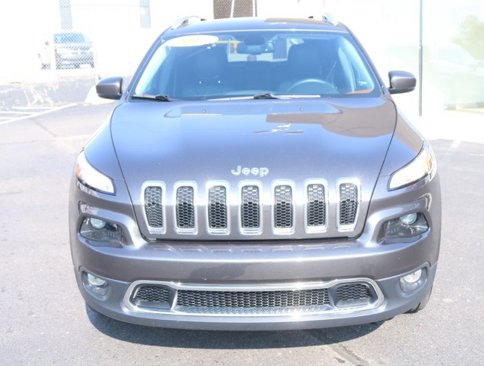 Used 2017 Jeep Cherokee Limited image 9