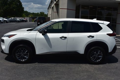 Used 2021 Nissan Rogue S image 9