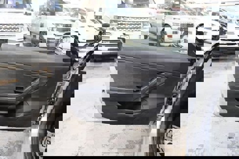 Used 2018 Tesla Model 3 Long Range image 17