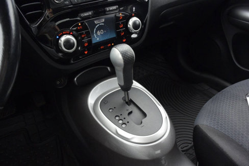 Used 2017 Nissan Juke SV image 22