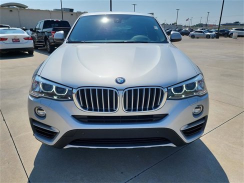 Used 2018 BMW X4 xDrive28i image 2