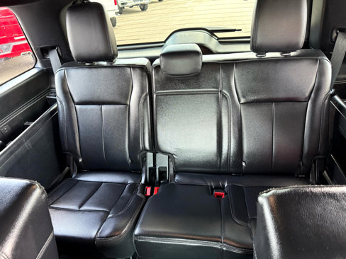 Used 2020 Ford Expedition XLT w/ Equipment Group 202A image 17