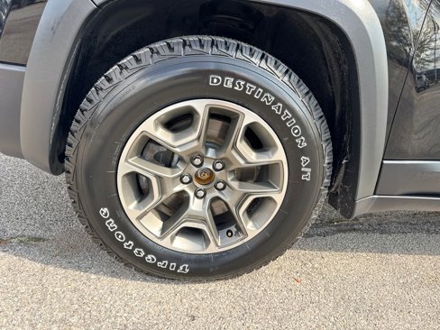 Certified 2020 Jeep Cherokee Trailhawk w/ Comfort/Convenience Group image 27