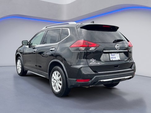 Used 2019 Nissan Rogue SV image 12