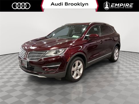 Used 2018 Lincoln MKC Premiere image 1