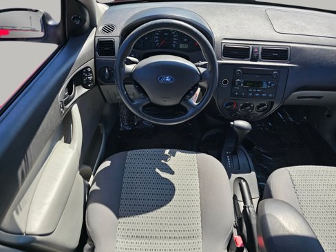 Used 2007 Ford Focus SE image 3