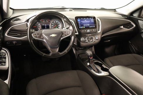 Used 2024 Chevrolet Malibu RS image 2