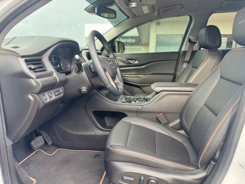 Used 2023 GMC Acadia AT4 w/ Technology Package image 9