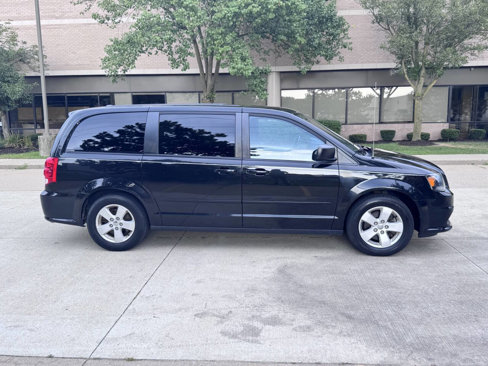 Used 2015 Dodge Grand Caravan SE w/ Quick Order Package 29E SE image 6