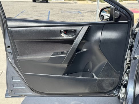 Used 2019 Toyota Corolla LE image 27
