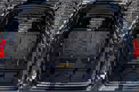 Used 2010 Toyota Sienna LE image 17