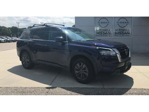 Certified 2022 Nissan Pathfinder SV image 1