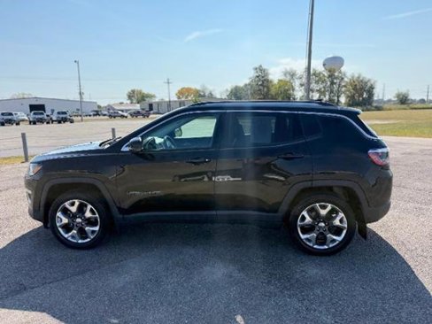 Used 2018 Jeep Compass Limited w/ Navigation Group image 28