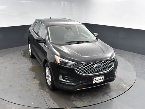 Used 2023 Ford Edge SEL image 31