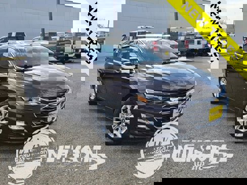 Used 2021 Chevrolet Malibu LT image 1