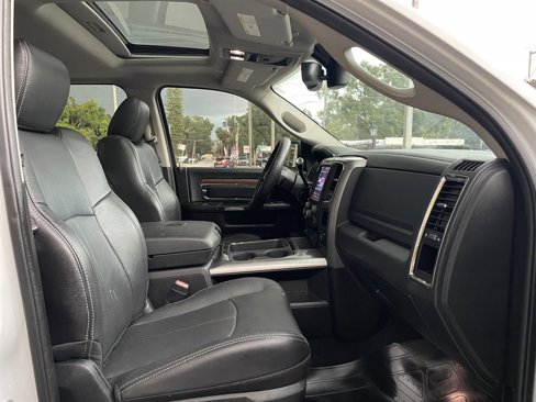 Used 2018 RAM 2500 Laramie w/ Sport Appearance Group image 25
