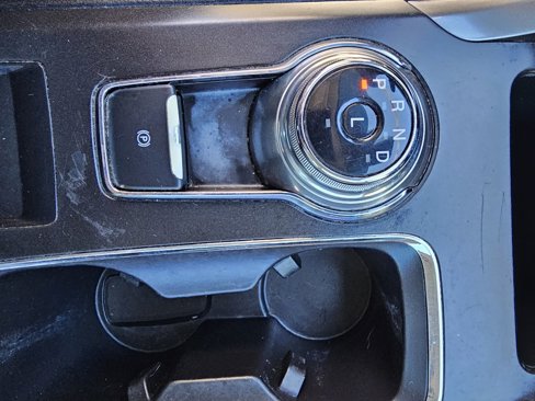 Used 2017 Ford Fusion SE image 13