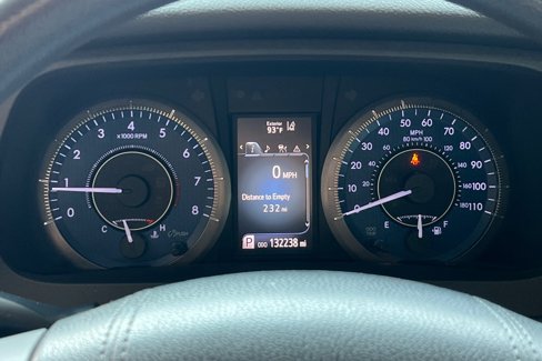 Used 2018 Toyota Sienna LE image 29