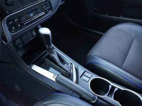 Used 2018 Toyota Corolla L image 44