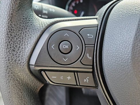 Used 2023 Toyota RAV4 XLE image 27